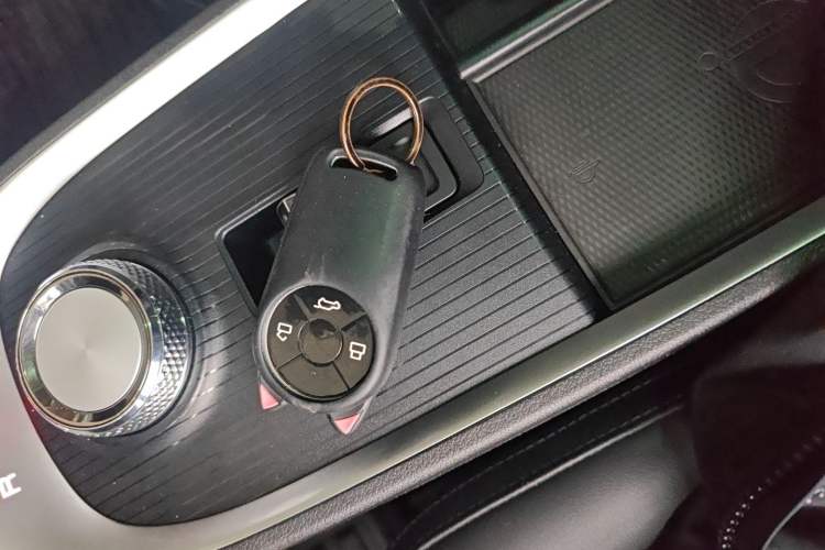 Used ORA Good Cat 2021 400km Standard Range Venus Edition Lithium Iron Phosphate