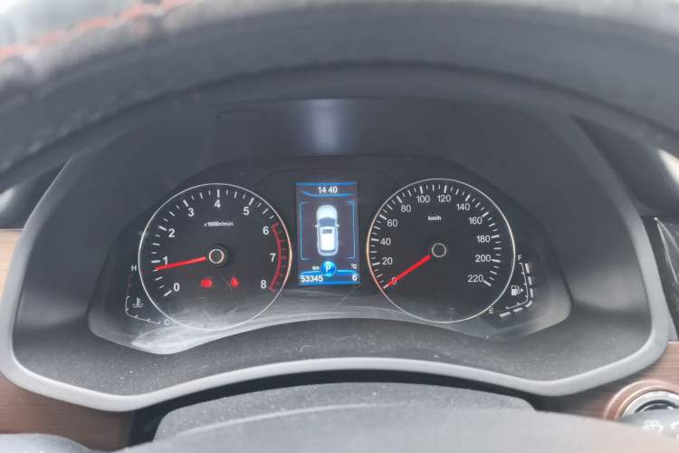 Used FAW Senya R7 2017 1.6L Automatic Smart Version
