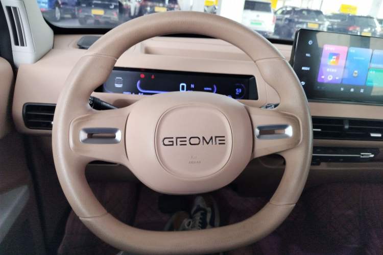 Used Geely Galaxy Panda 2024 Panda Mini 200km Dragon Edition