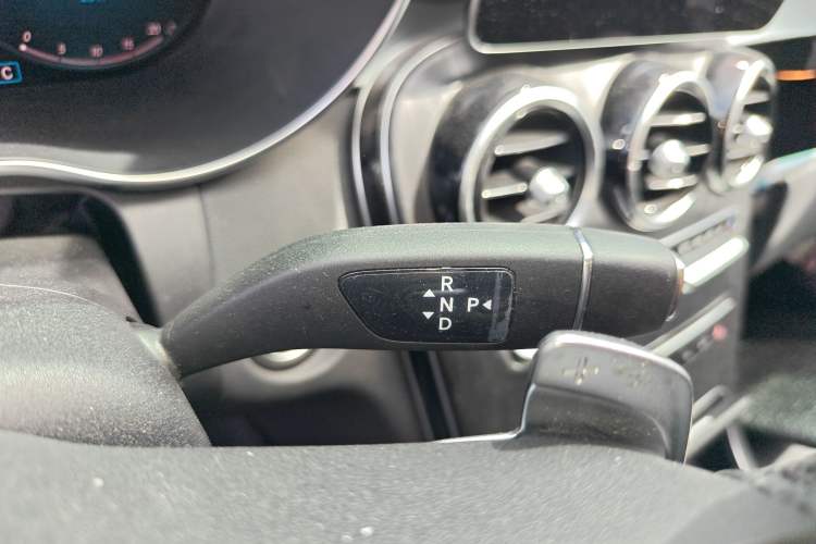 Used Mercedes-Benz C-Class 2021 C 200 L Fashion Edition Sport Version Gear Lever