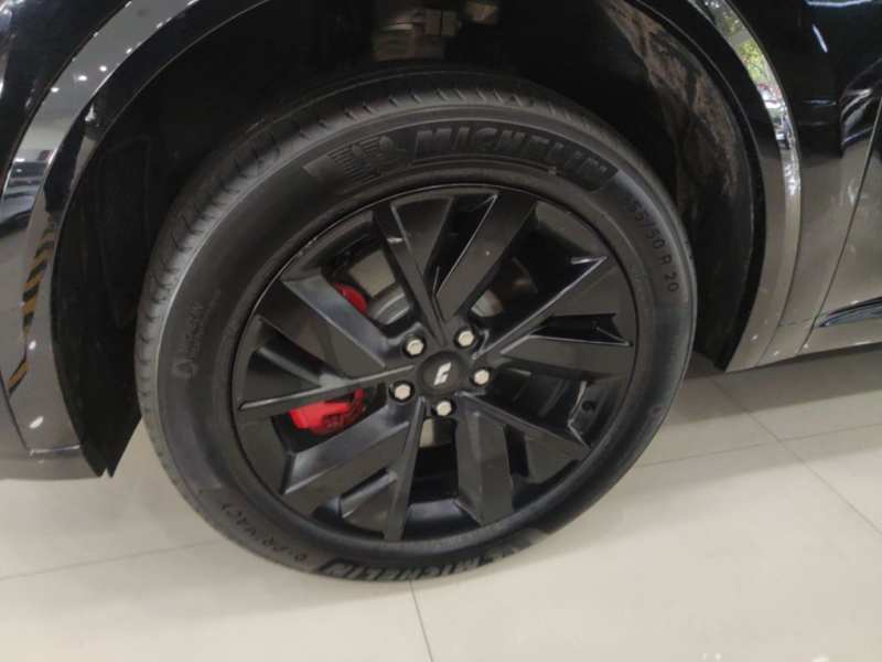 Used Li Auto L8 2023 Pro Model — 22