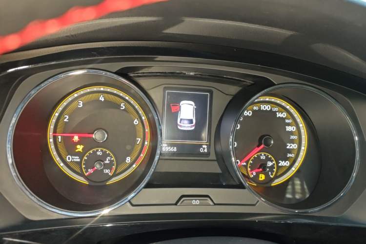 Used Volkswagen Tiguan L 2020 330TSI Automatic Two-Wheel Drive Panoramic Comfort Edition China VI Standard
