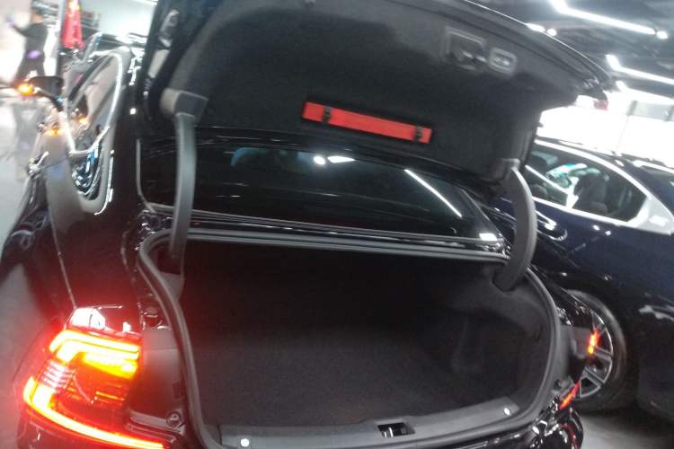 Used Volvo S90 2024 B5 Zhiyuan Luxury Edition
