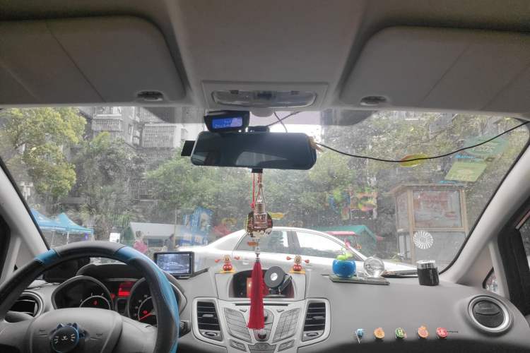 Used Ford Fiesta 2011 Hatchback 1.5L Automatic Fashion Edition
