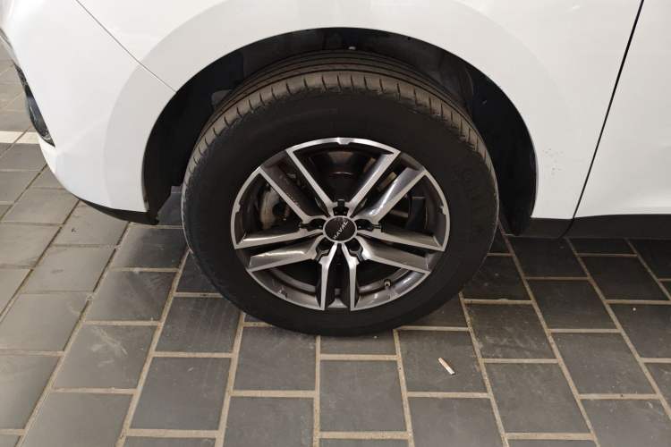 Used Haval F5 2020 1.5T DCT Type I Exterior 4