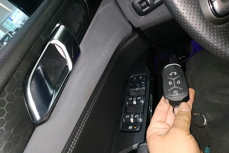 Used Lynk & Co 03 2021 1.5TD DCT JingPlus Vehicle Key