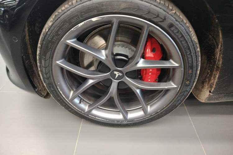 Used Tesla Model 3 2022 Performance High-Performance All-Wheel-Drive Version
