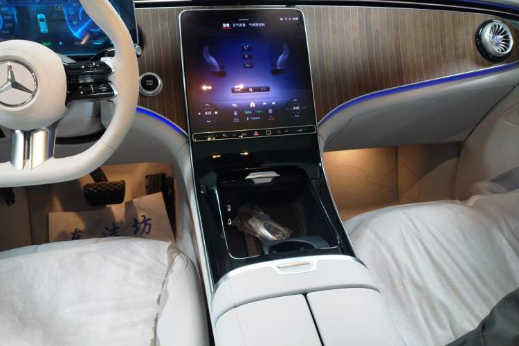 Used Mercedes-Benz EQE SUV 2024 500 4MATIC Pioneer Edition
