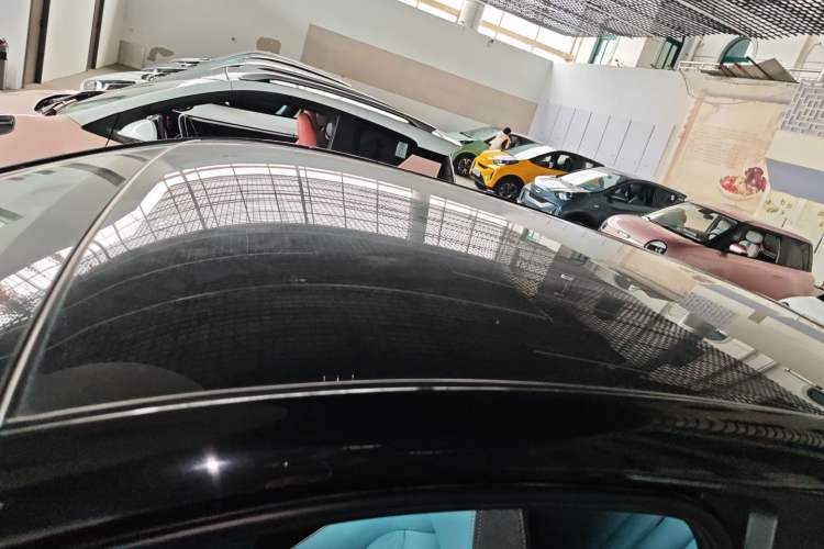 Used Chery QQ Little Ant 2022 Restyled Version Sweet Pink Edition Half-Sugar Version 30.6 kWh 30 kW 301 km