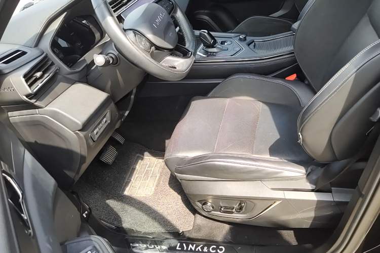 Used Lynk & Co 01 2023 1.5TD EM-F PM