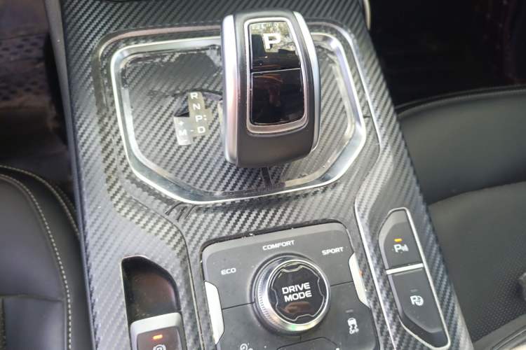 Used Geely Auto Haoyue 2020 1.8TD DCT Flagship 7-Seater
