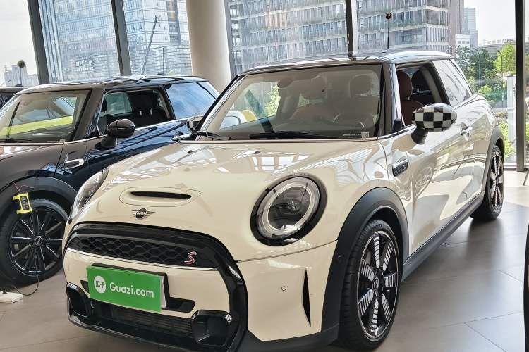 Used MINI 2022 2.0T COOPER S Artist
