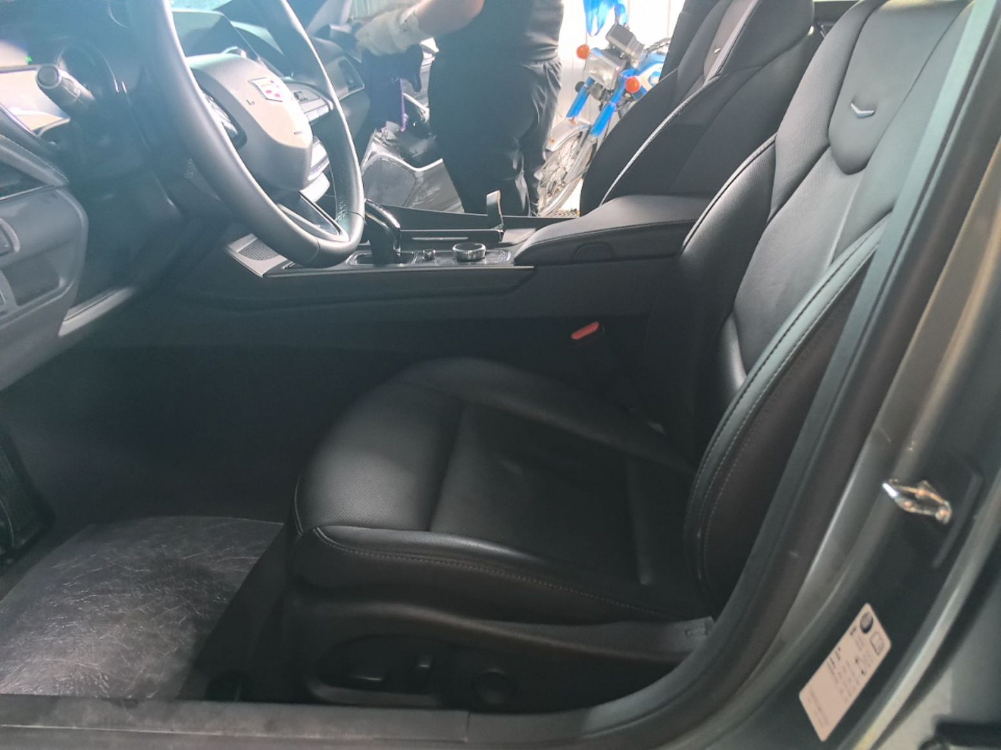 Vordere Reihe im Auto