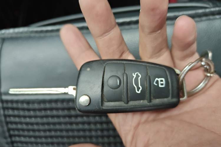 Used Audi Q3 2013 35 TFSI Ambition Edition Vehicle Key