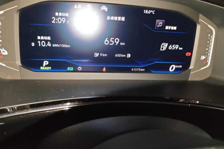 Used Volkswagen Tayron GTE Plug-in Hybrid 2020 1.4T Luxury Model Odometer Close Up