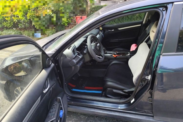 Used Honda Civic 2016 220TURBO CVT Luxury Edition Driver Seat