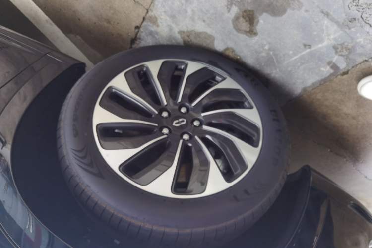 Used Hima AITO M7 2024 1.5T Four-Wheel Drive Plus Version 5 Seats Exterior 4