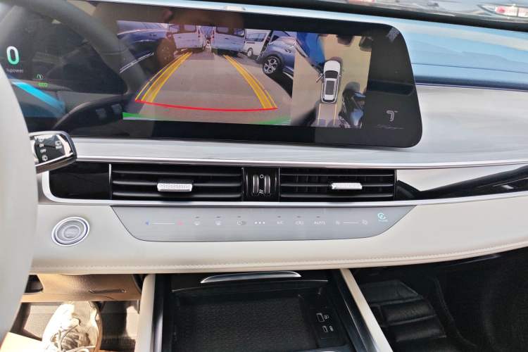 Used Chery Tiggo 7 PLUS New Energy 2023 1.5T ZhiShang Trim Audio And AC Panel