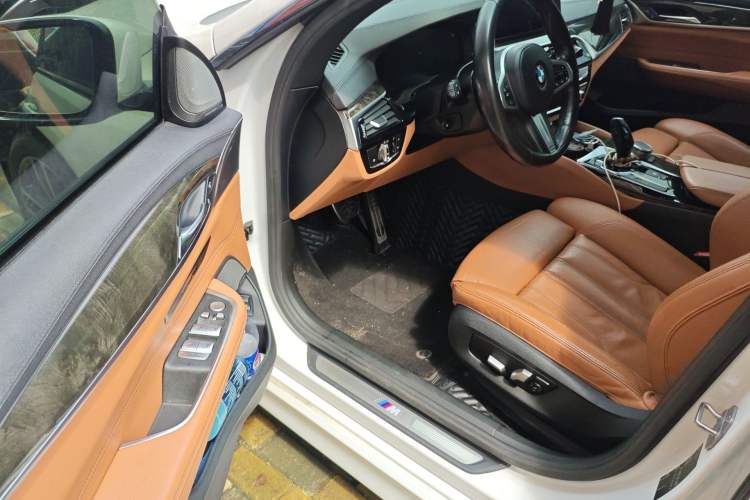 Used BMW 6 Series GT 2020 630i M Sport Package Driver Seat