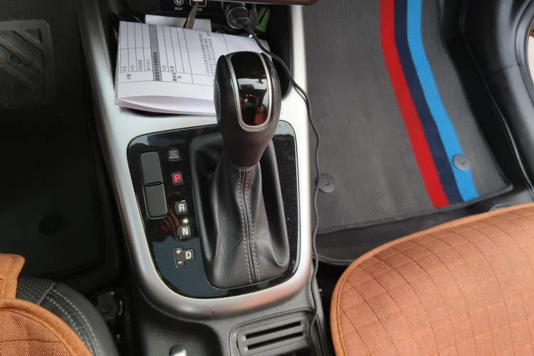 Used Kia KX3 2017 1.6L Automatic Aoya Version Gear Lever