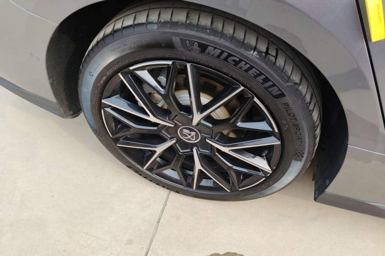 Used BYD Han 2022 DM-p 202km Four-Wheel Drive Flagship Model