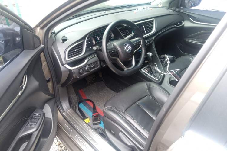 Used Buick GT 2015 18T Dual-Clutch Luxury Model Driver Seat