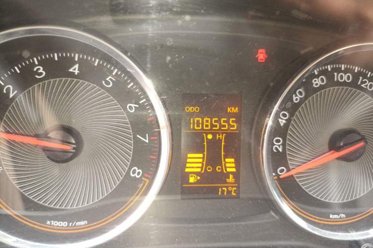 Used Chevrolet Sail 2015 Sail 3 1.5L Manual with Ideal Sunroof Edition