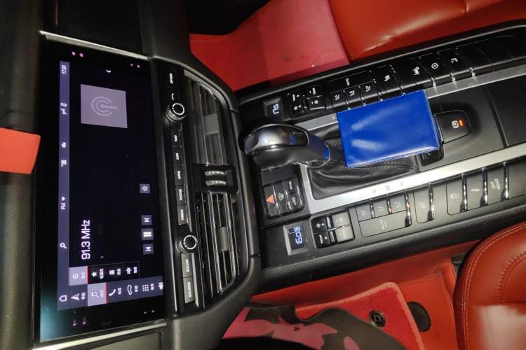 Used Porsche Macan 2020 Macan 2.0T Audio And AC Panel