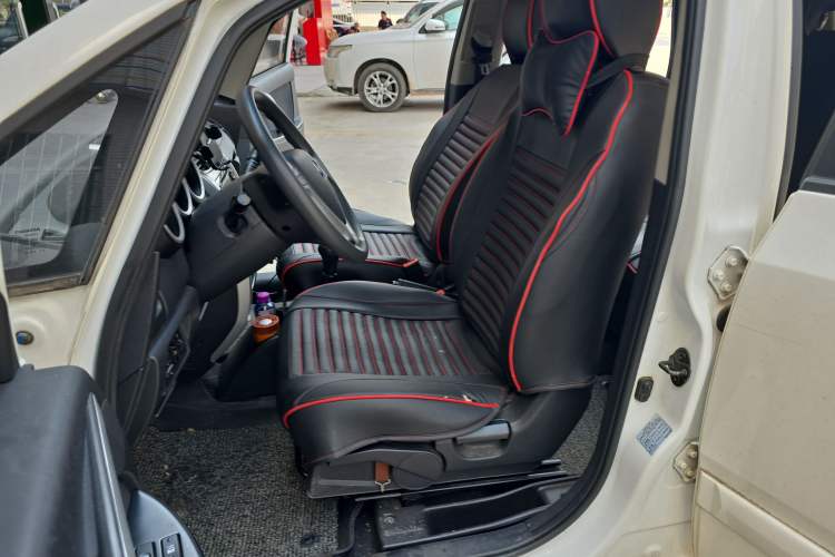 Used CHANGAN CX20 2014 1.4L Manual Sport Version China IV Standard
