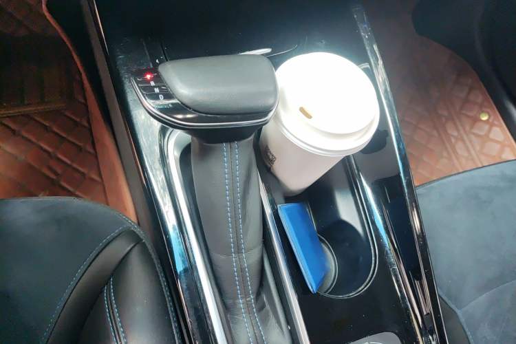 Used Buick Velite 6 2020 Connected Smart PLUS
