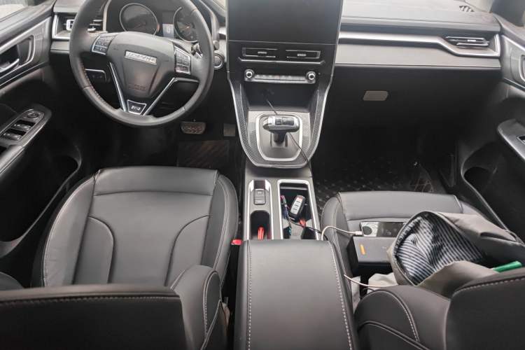 Used Haval M6 2021 PLUS 1.5T DCT Prestige Smart Connectivity Model