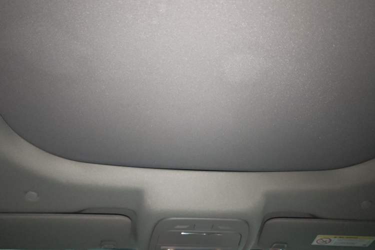 Used Ford Edge 2023 Ford Explorer L 2.0T EcoBoost E-Hybrid Two-Wheel Drive 7-Seater Luxury Model
