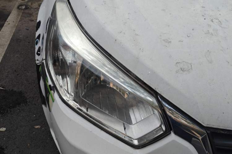 Used Venucia D50 2012 1.6L Automatic Comfort Edition