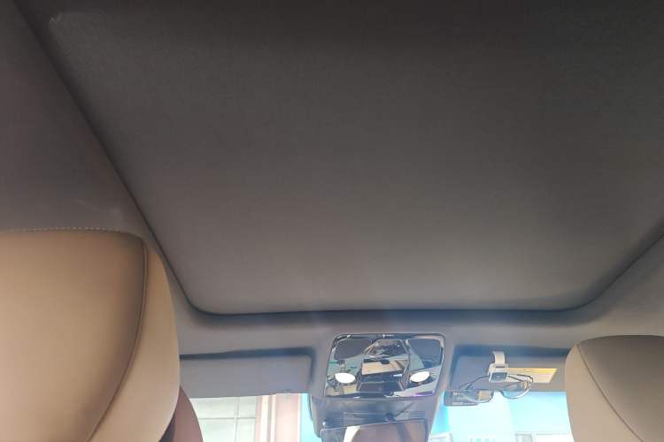 Used ENOVATE ME7 2021 530 km
