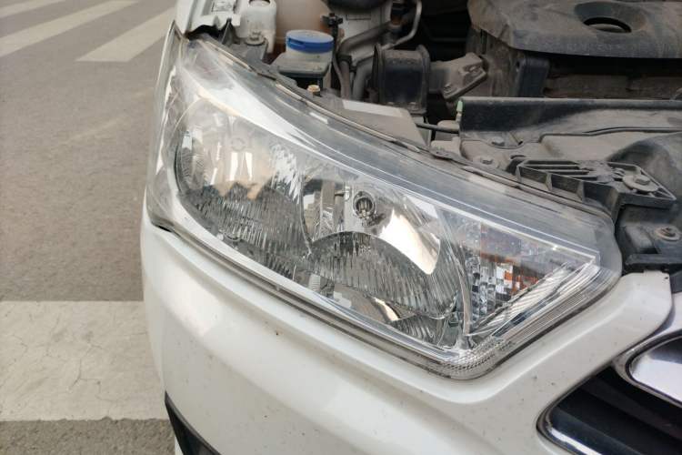 Used Citroen C-Quatre 2016 Classic Sedan 1.6L Manual - Premium Version Right Front Headlight