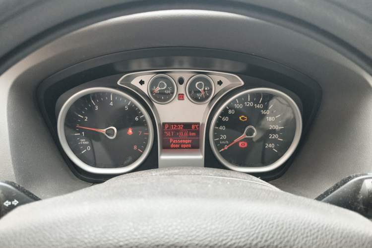 Used Ford Focus 2011 Hatchback 1.8L Automatic Fashion Edition
