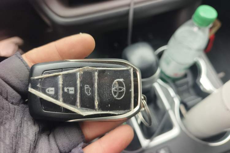 Used Toyota Highlander 2018 2.0T Four-Wheel Drive Prestige Version 7 Seats China VI Standard