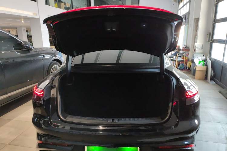 Used IM L7 2022 Dynamic Model
