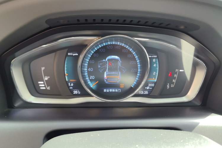 Used Volvo XC60 2016 T5 Smart Version
