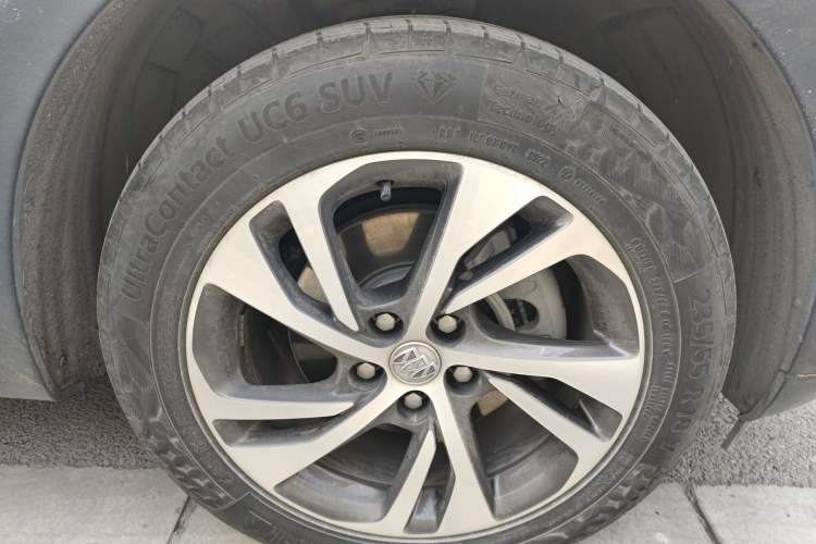 Used Buick Envision 2022 Facelift Encore S 552T Two-Wheel-Drive Luxury Model