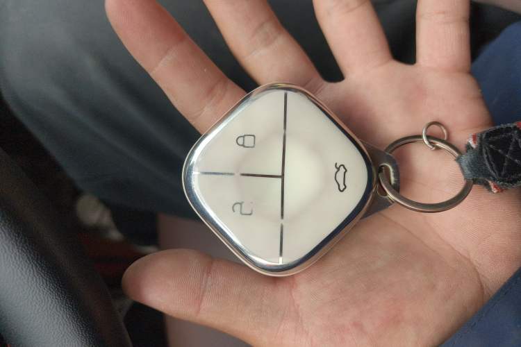 Used Wuling Bingo 2024 333 km Enjoyment Version Vehicle Key