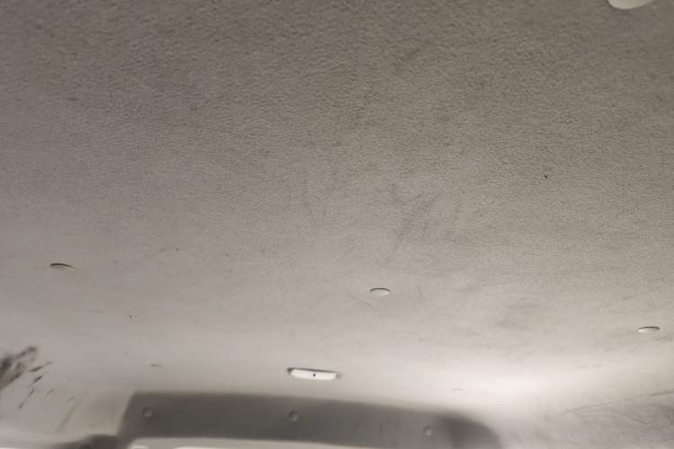 Used Dongfeng Yufeng EM26 2023 Standard Edition 41.472 kWh Henan Lithium Power Headliner