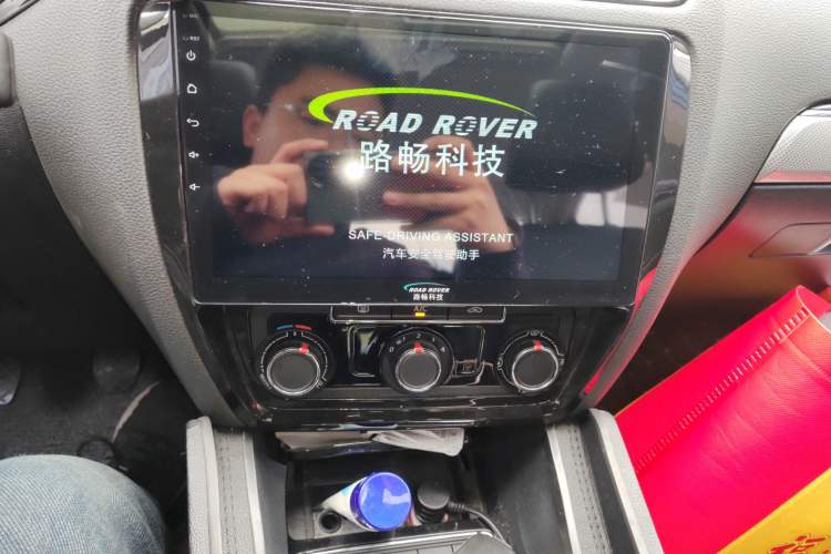 Used Volkswagen Sagitar 2017 1.6L Manual Comfort Model
