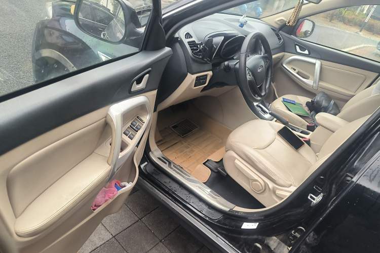 Used Chery Tiggo 5 2014 2.0L CVT Joyful Edition