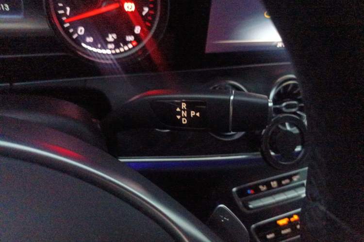 Used Mercedes-Benz E-Class 2017 E 200 4MATIC Coupe
