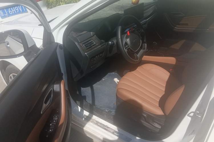 Used BAIC Beijing U7 2019 1.5T Manual New Smart Version China VI
