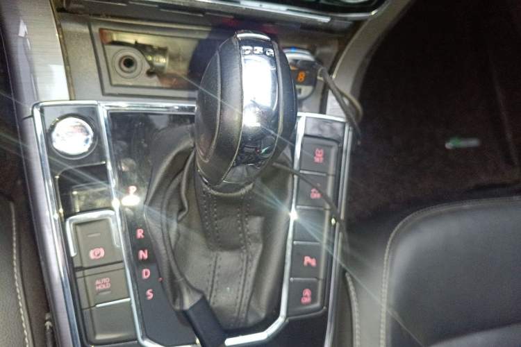 Used Volkswagen Passat 2017 330TSI DSG Luxury Edition
