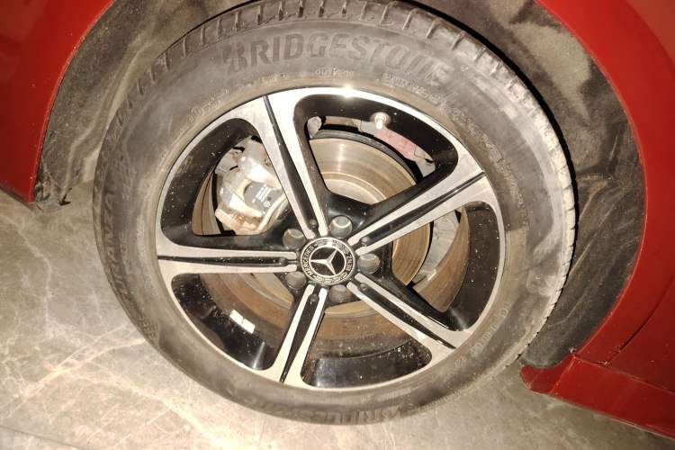 Used Mercedes-Benz A-Class 2023 A 200 L Fashion Model Right Rear Wheel Hub