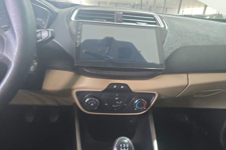 Used Ford Escort 2017 1.5L Manual Comfort Model
