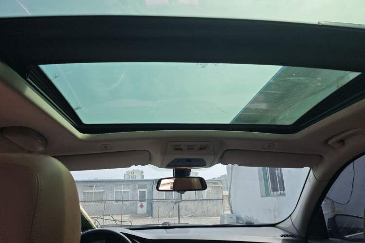 Used BMW 5 Series GT 2014 528i Leading Model